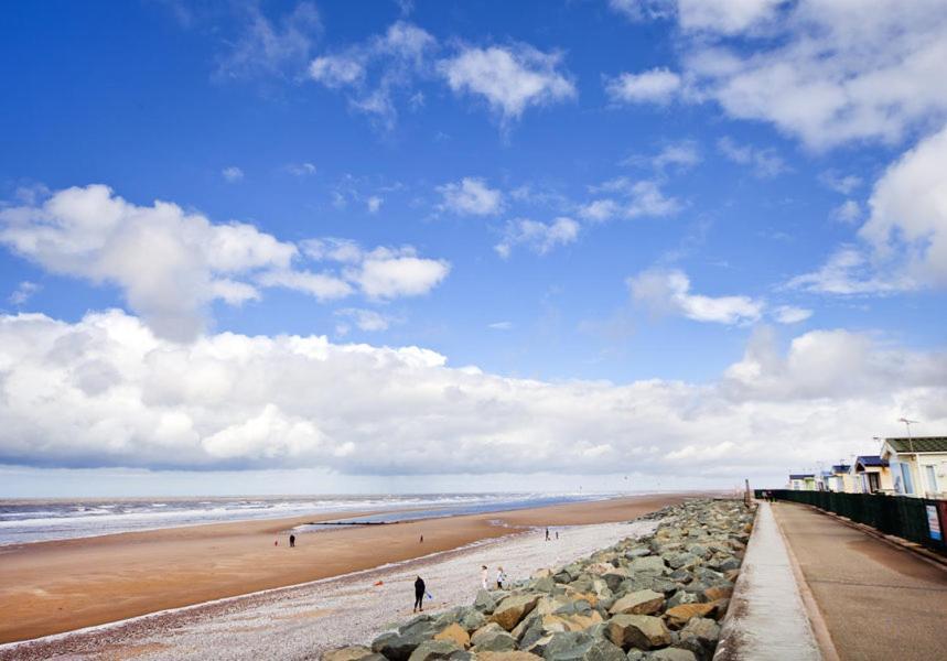 Golden Sands Holiday Park Kinmel Bay Exteriör bild